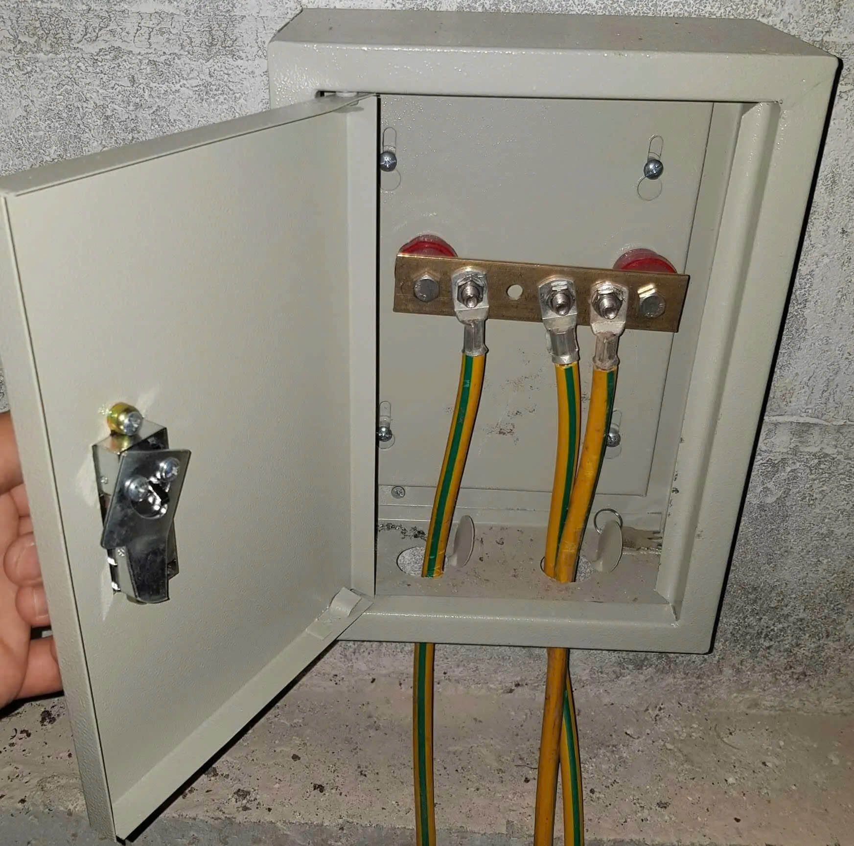 thiết bị chống sét