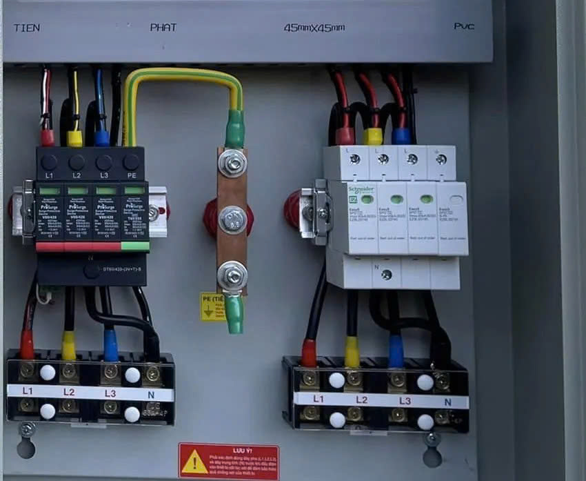 thiết bị chống sét